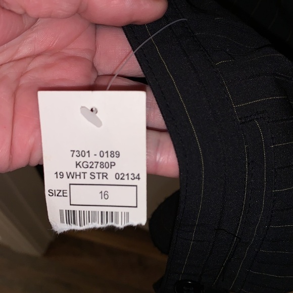 NWT Focus 2000 Wide Leg Slacks.  Size 16.  Classic Pin Stripe.  Black/White - Picture 3 of 7